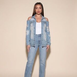 Vintage Light Blue Jean Jacket with Distressing